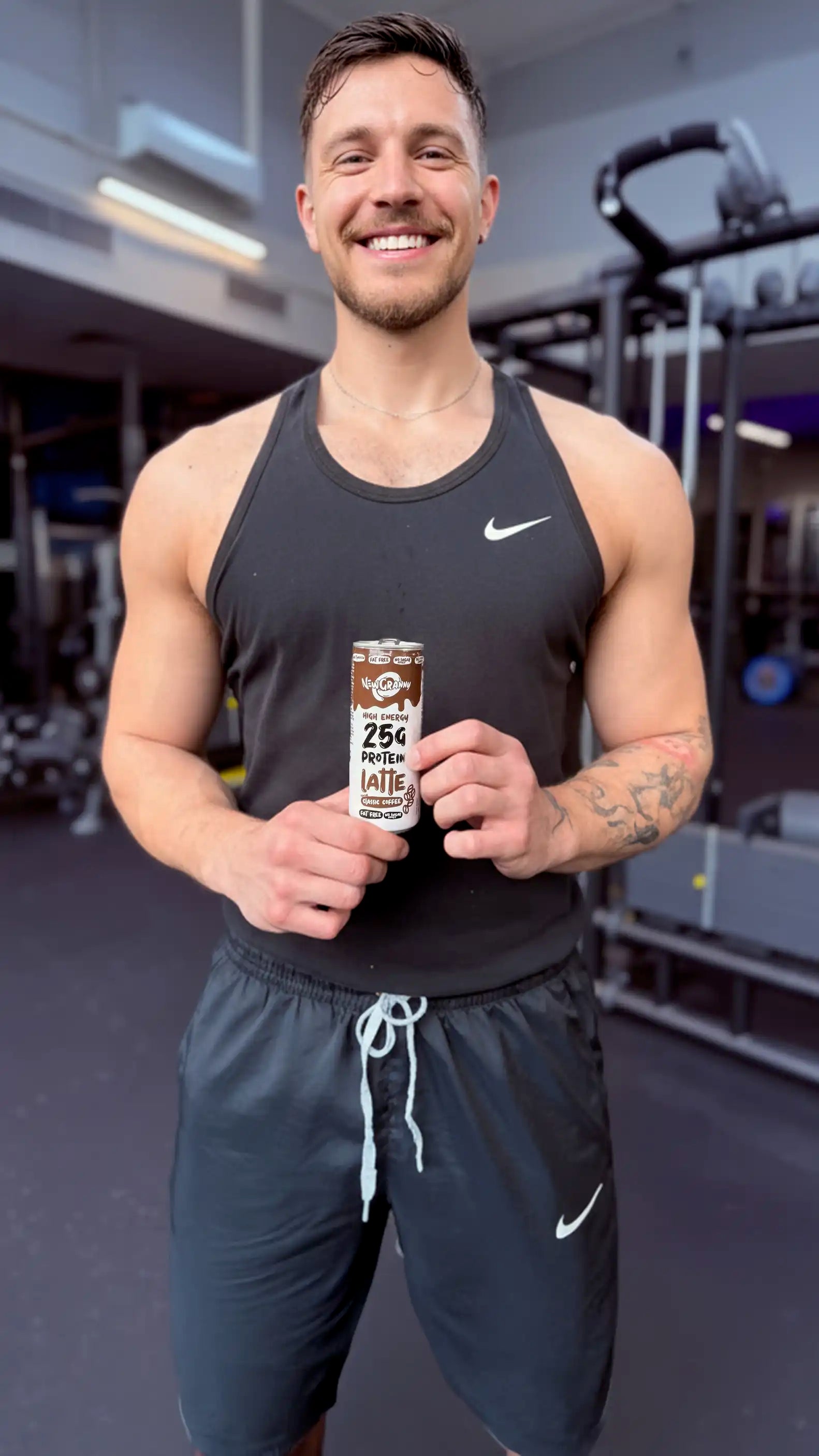 NewGranny Protein Latte – kawa proteinowa w puszce 250 ml, 25 g białka